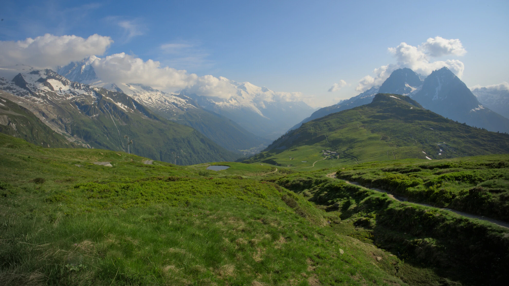 Col de Balme: Mont-Blanc ilmestyy jälleen vastapäätä