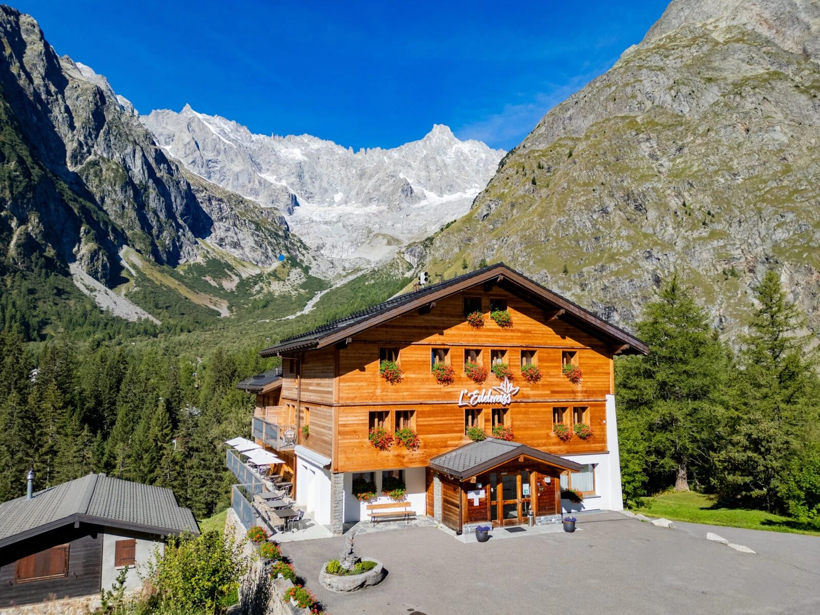 Hôtel Edelweiss La Foulyssa
