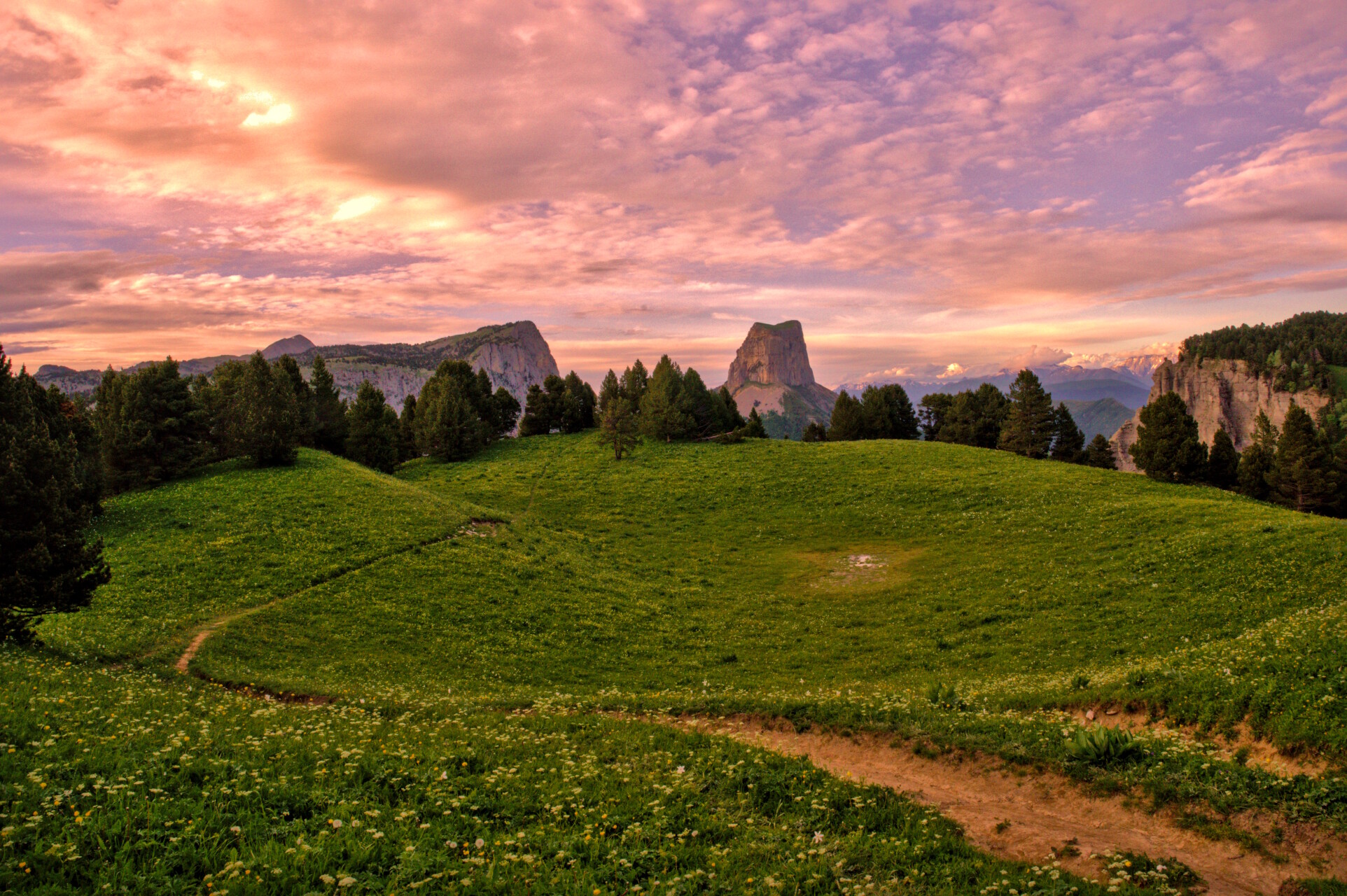 Vercors-kierros - 5 päivän vaellus junalla 2026