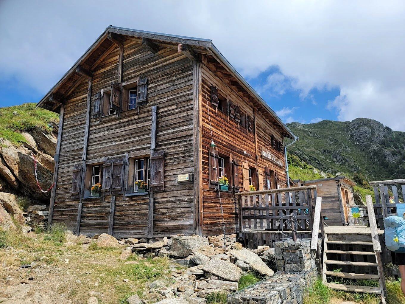 Refuge de Bellachat Brévent'n alla, Mont-Blancia vasten